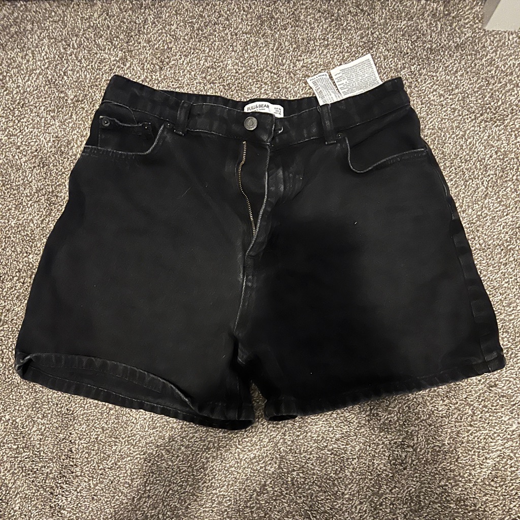 Pull&Bear Black Shorts
